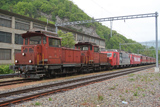 OeBB (ex FFS) Em 3/3 18832 e Em 3/3 18829, DSF (ex SOB) Re 456 095-9 e Re 456 094-2, FFS Re 4/4 II 11118, 11115, 11147 e 11139